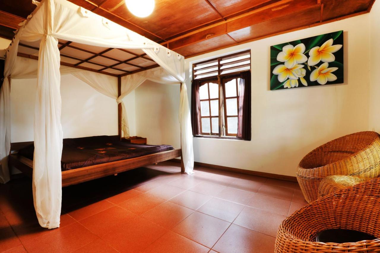 Bagus Bay Homestay 툭툭 외부 사진